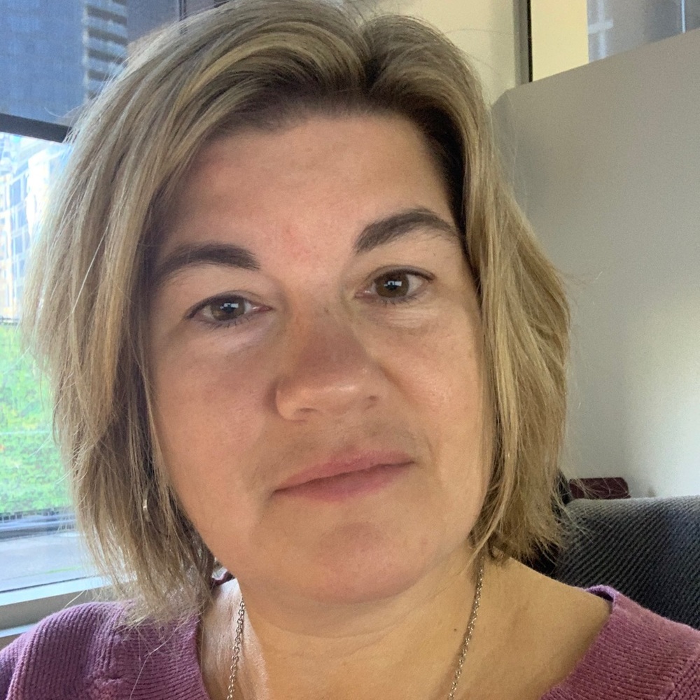 Meet your Posher, Caroline